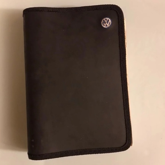 Volkswagen Jetta Manual - Picture 3 of 8